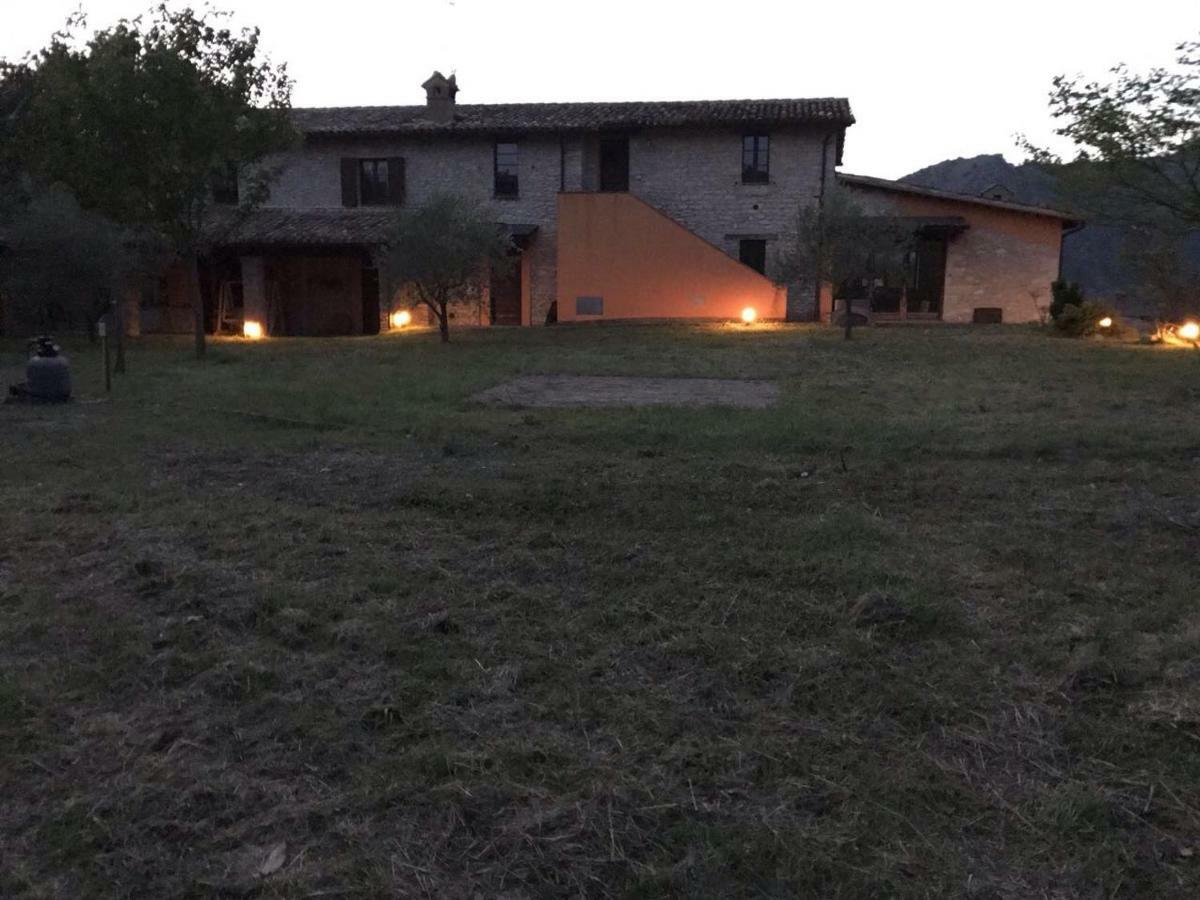 Casa Vinto Hotel Cagli Buitenkant foto