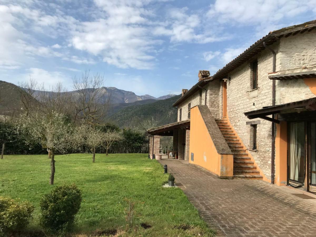 Casa Vinto Hotel Cagli Buitenkant foto